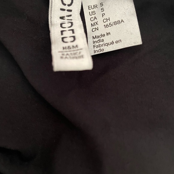 Black halter top - Picture 5 of 5